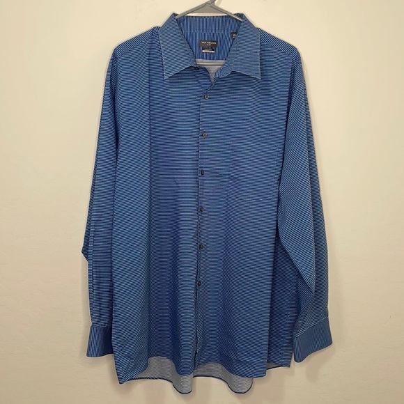 Van Heusen Other - Van Heusen Flex Shirt Regular Fit Dress Shirt